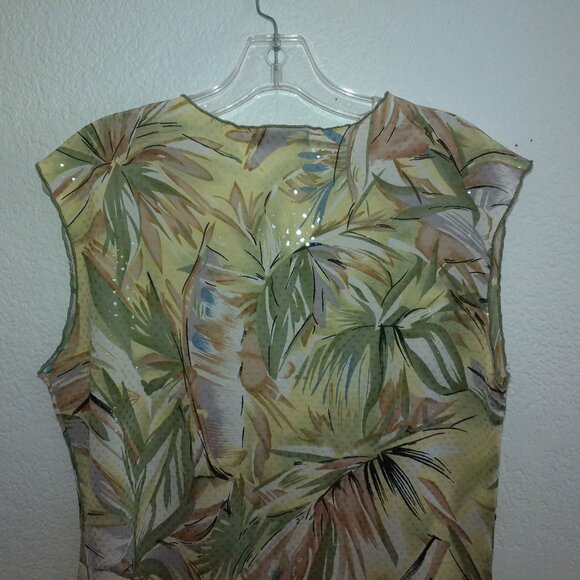 Jaipur, Green tropical leaves tank top, with clear sequins details - Picture 6 of 6